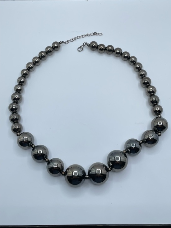 Bright Silver Large Beaded Necklace Silver Tone Statement Graduated Bold - Picture 3 of 6
